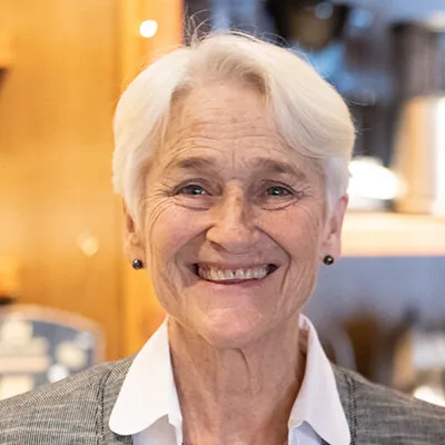 PATRICIA BARNES