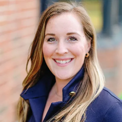 TARA NICOLE SEEGERS