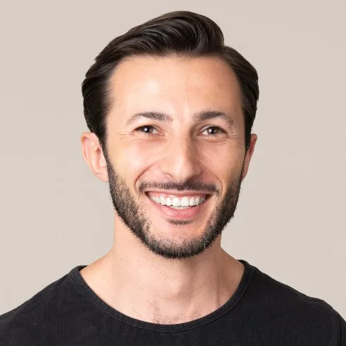IAN DANIEL YAMEY
