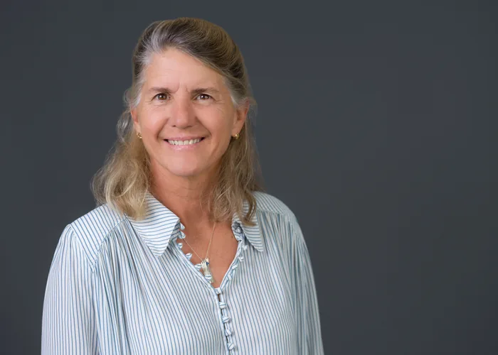 CAROLYN PERSON TAYLOR