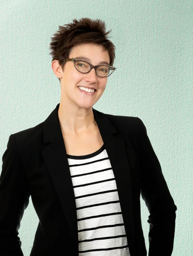 Stefanie Jean Agar