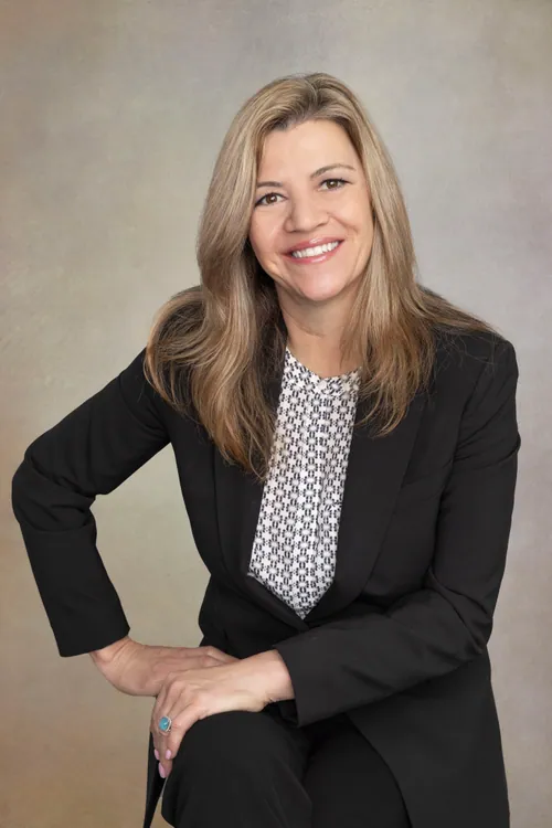 JENNIFER ADONELIA MASCARENAS