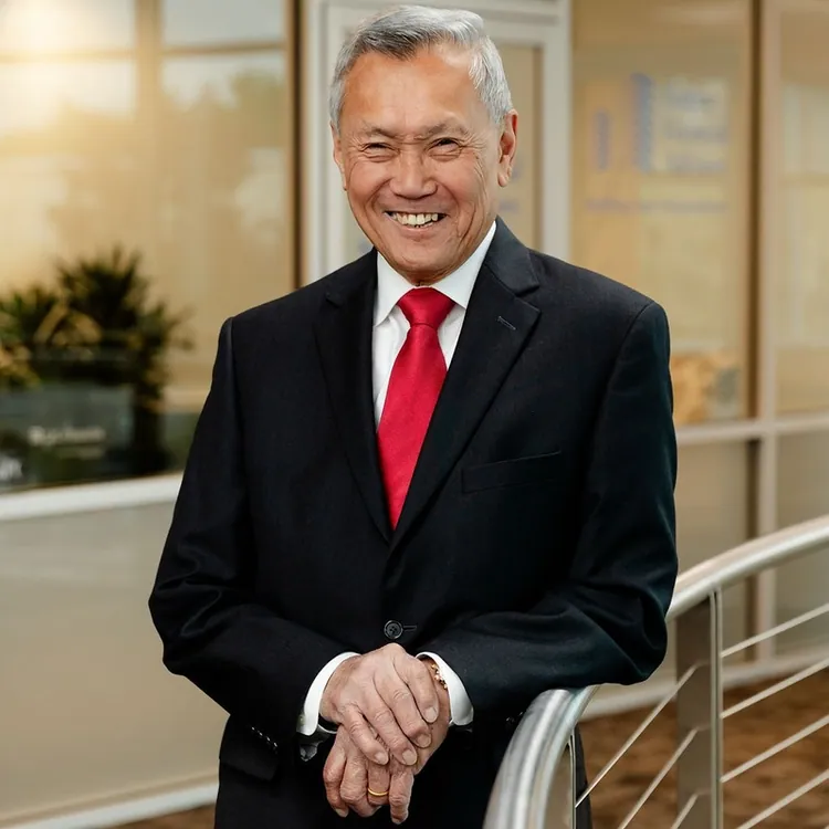 DAVID CHIN