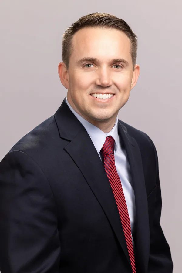 Ryan W Robinson