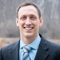 RYAN W VELDHUIZEN
