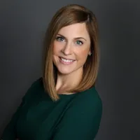 LINDSAY DESMOND STRATTAN