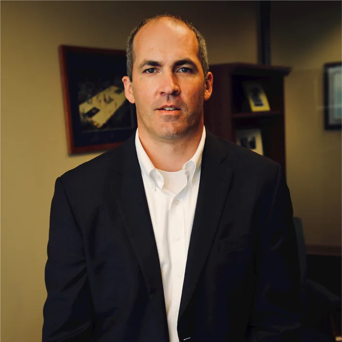 Eric F Eisenhard