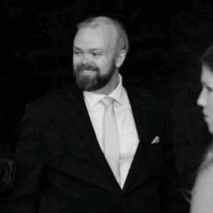 DANIEL MACKENZIE YERGER