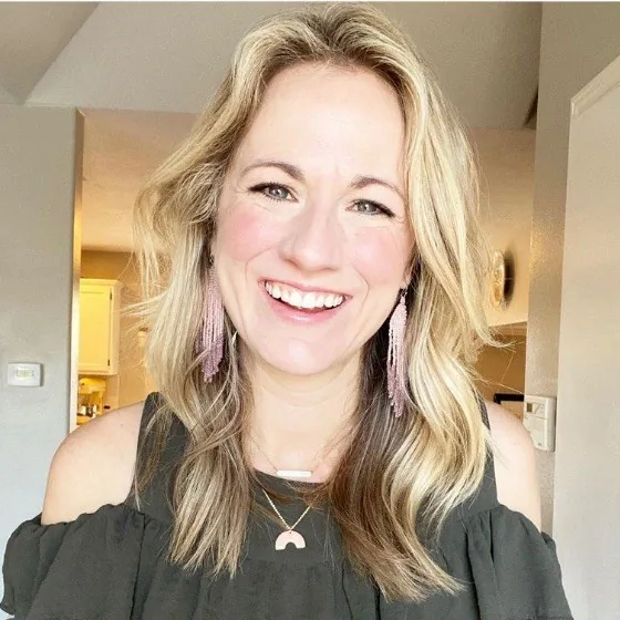 JENNIFER LORRAINE TRAYNOR