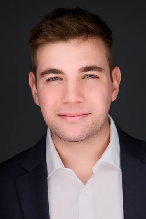 Tristan M Dahl