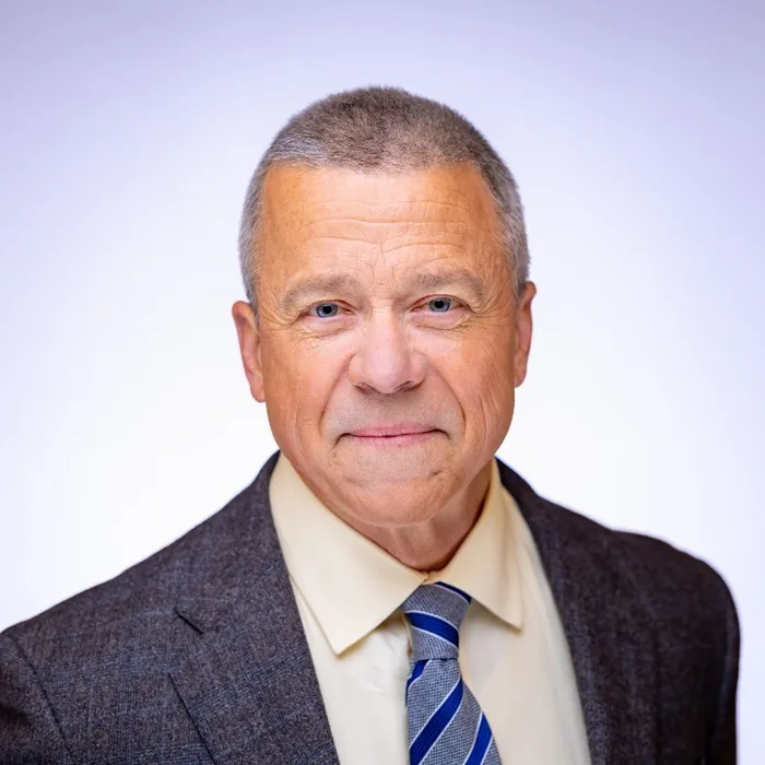 Robert M Birgen