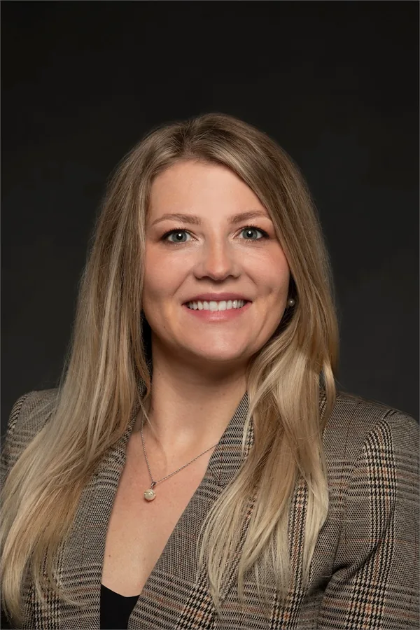 Jennifer L Lesmeister