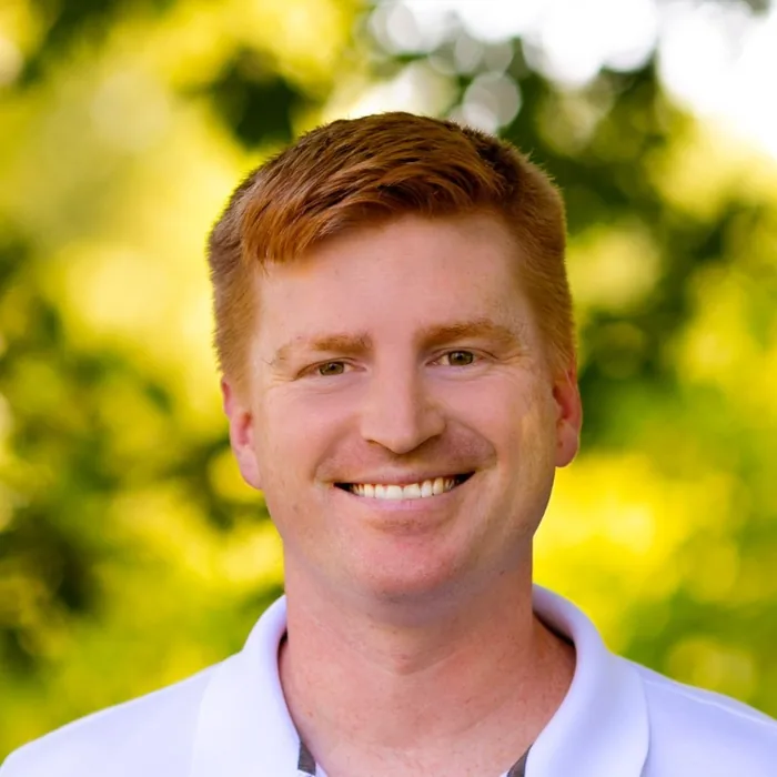 MICHAEL DESLAURIERS