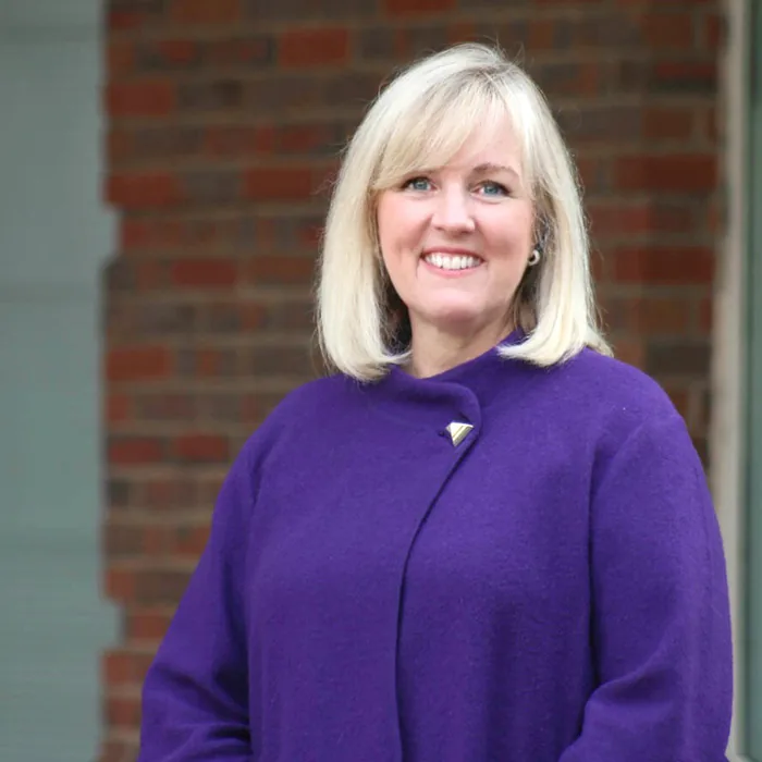 MARY M EVANS