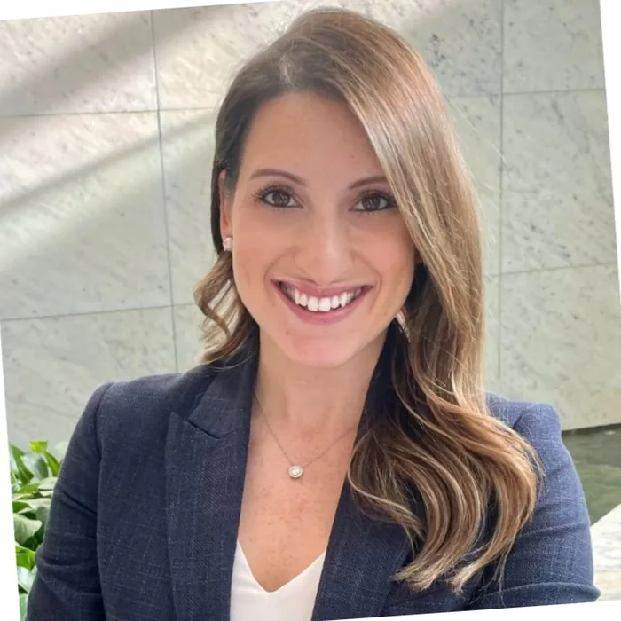 ANDREA VINTIMILLA FARRUGGIO