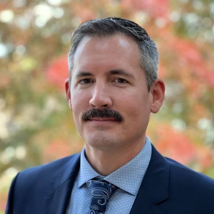 DEREK DANIEL BEININGEN