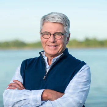 MICHAEL D HULL